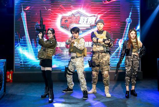 NAVI vs Imperial , and B8 vs Fnatic — StarLadder布达佩斯Major 2025第二轮的种子赛